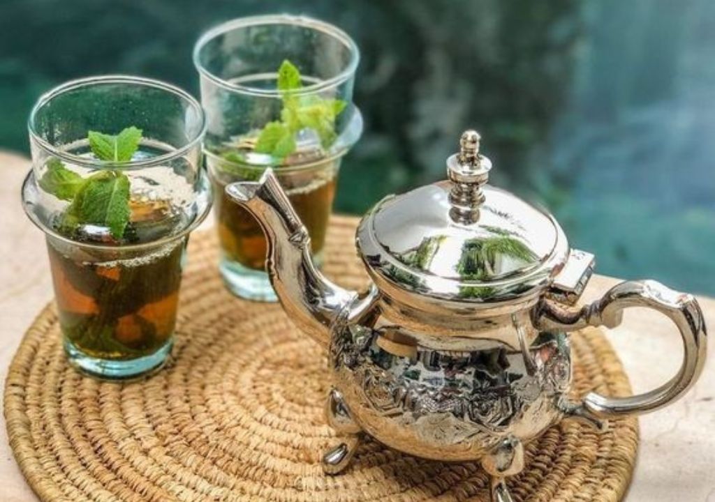 Thé à la menthe marocain : Secrets et astuces de préparation