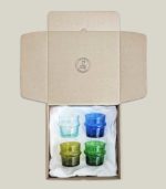 Coffret artisanal de 4 bougeoirs en verre Beldi marocain – bleu, transparent, vert et marron – Image 6