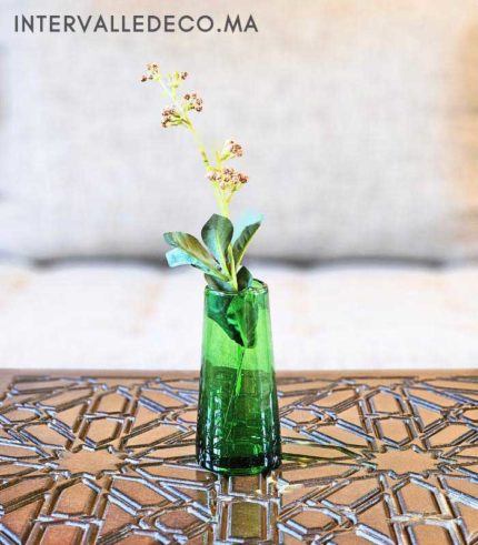 Vase soliflore en verre soufflé vert