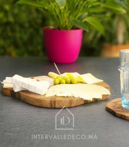 Planche en bois pour présentation fromage et charcuterie