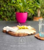 Planche en bois pour présentation fromage et charcuterie