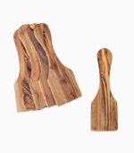 Petite spatule pour raclette en bois