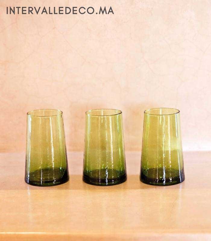 Verres à jus en verre soufflé marron